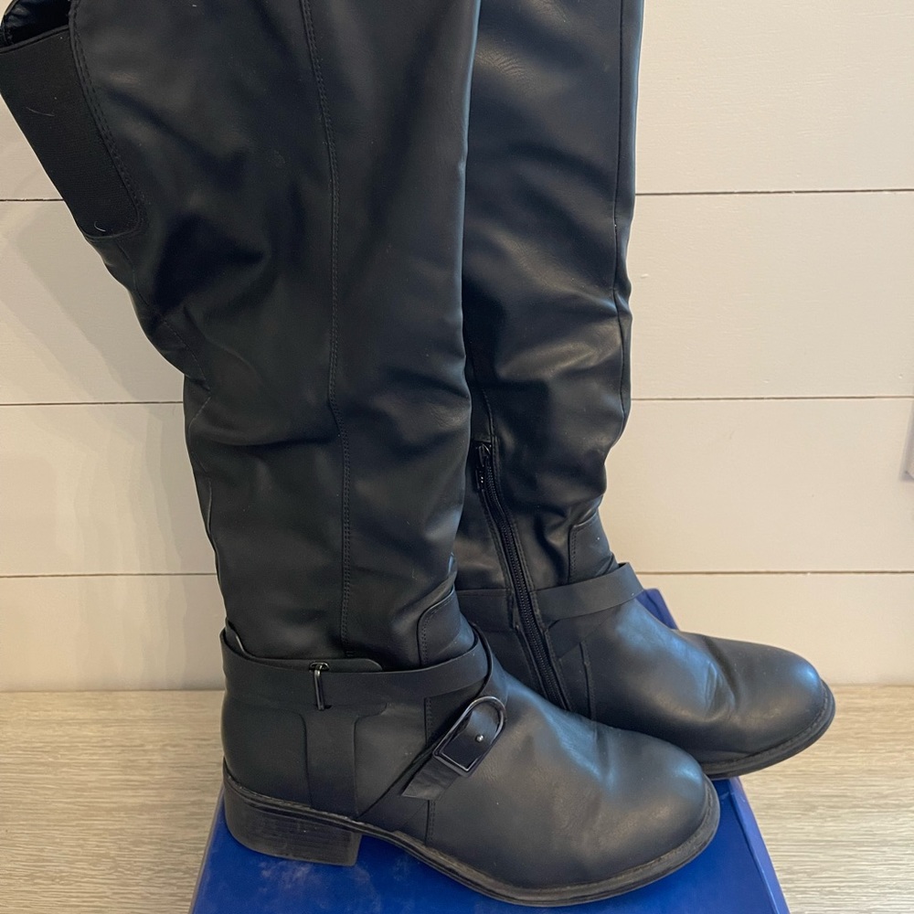 Apt. 9 Black Boots